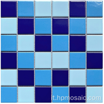 piastrelle a mosaico in porcellana blu mista